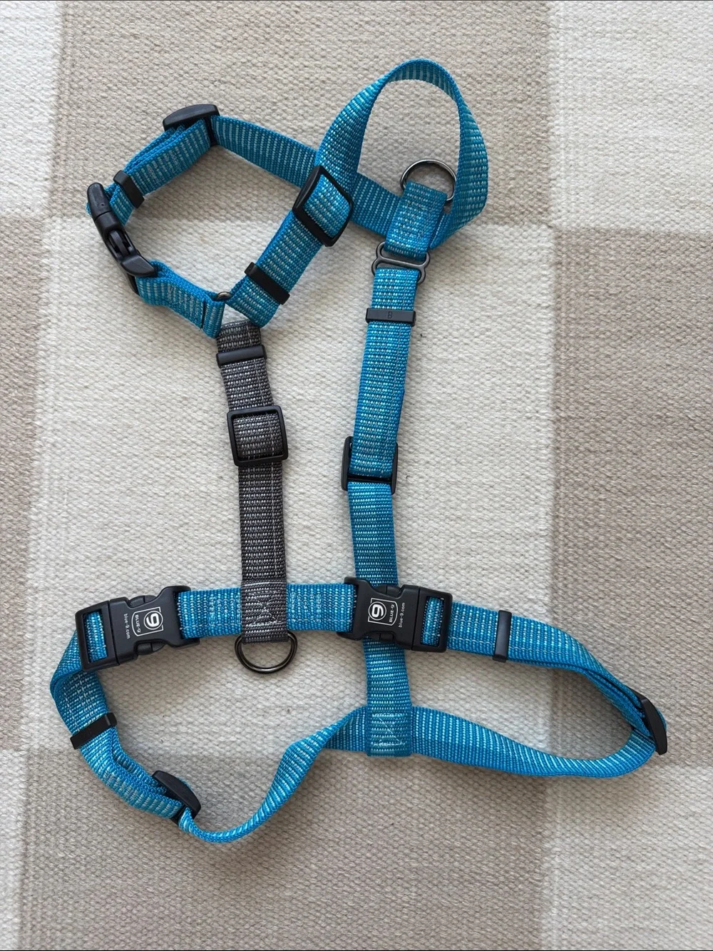 Blue-9 Balance Dog Harness, size M/L, blue, new without tags